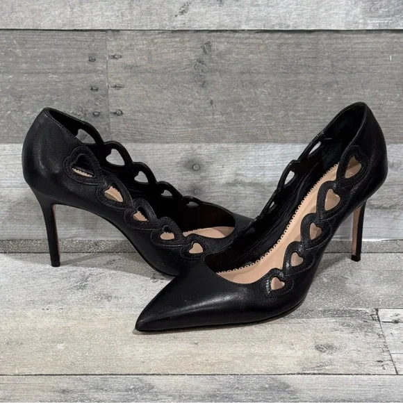 Cinq à Sept Margot Pointed Toe Pump Heels In Black - Size - 8 .US / 38 .EU - Picture 1 of 11